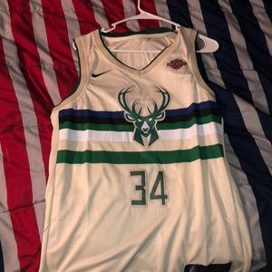 Giannis Antetokounmpo Jersey